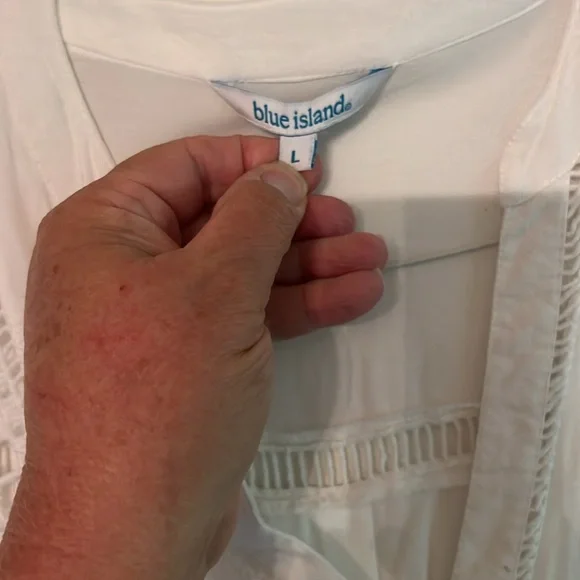 White cotton Swimsuit cover up.. - Picture 2 of 7